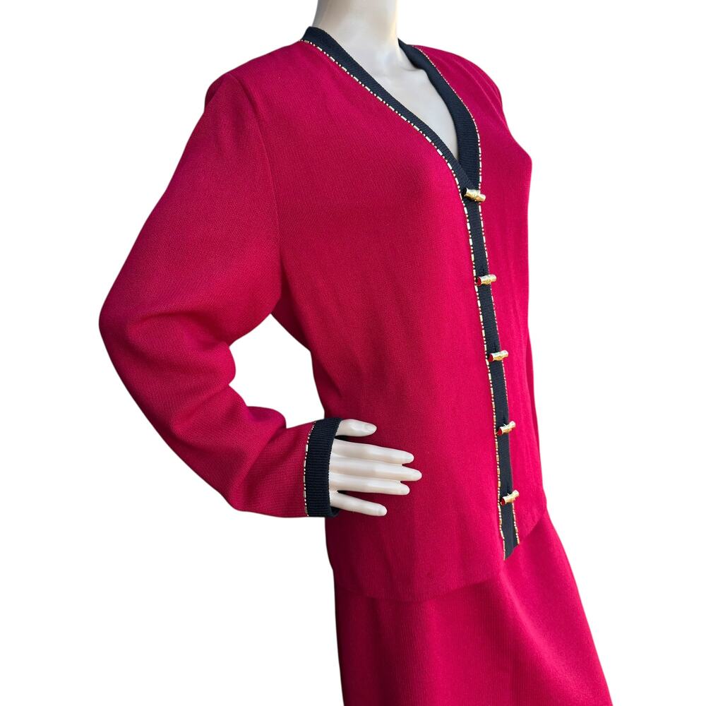 St. John Collection Red & Black Santana Knit Suit Skirt Jkt 12 Skrt 16 - Picture 11 of 16